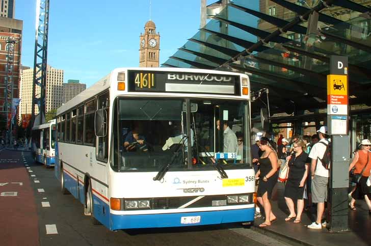 Sydney Buses Volvo B10B Custom ex North & Western 3560